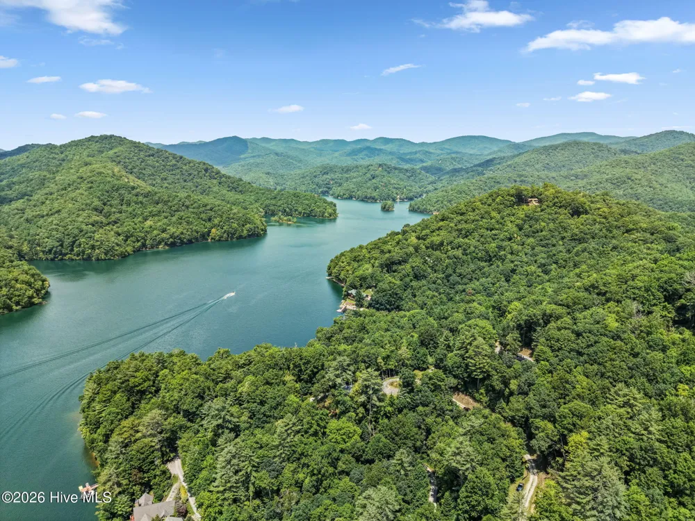 118 Kareny Drive Topton, NC 28781