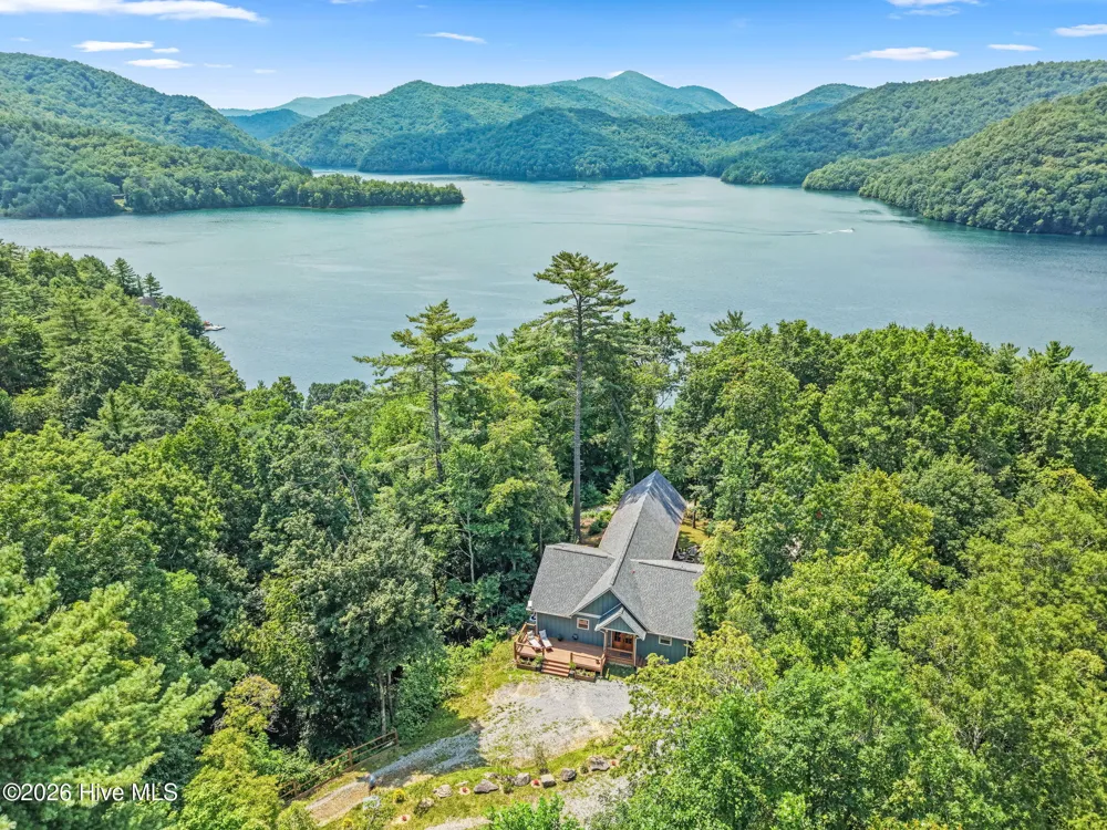 118 Kareny Drive Topton, NC 28781