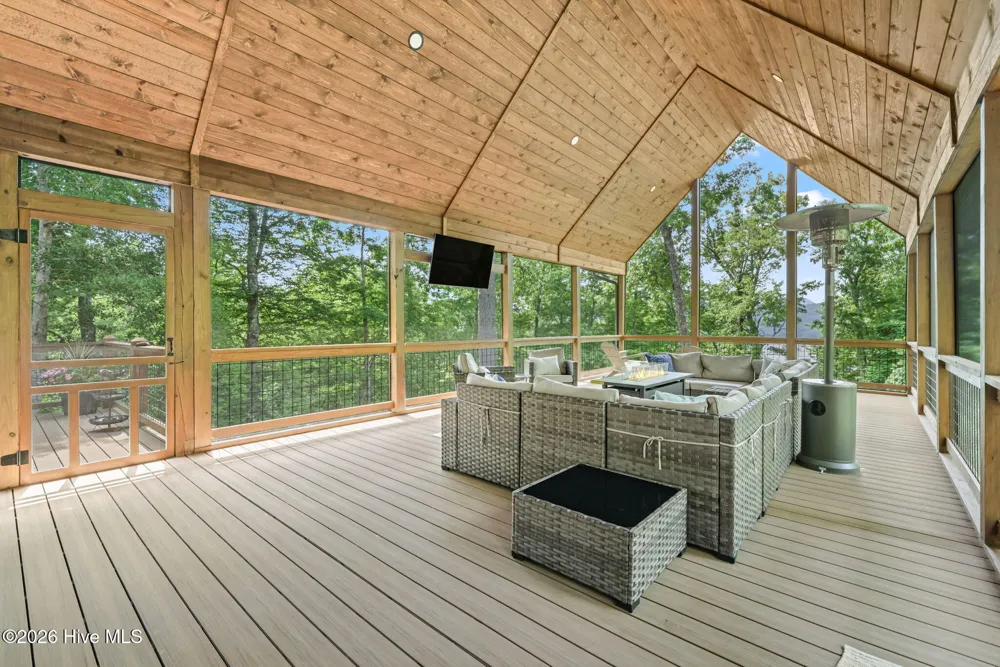 118 Kareny Drive Topton, NC 28781