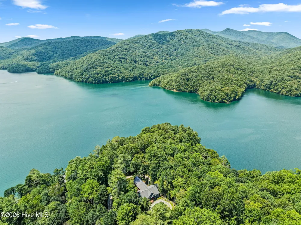 118 Kareny Drive Topton, NC 28781