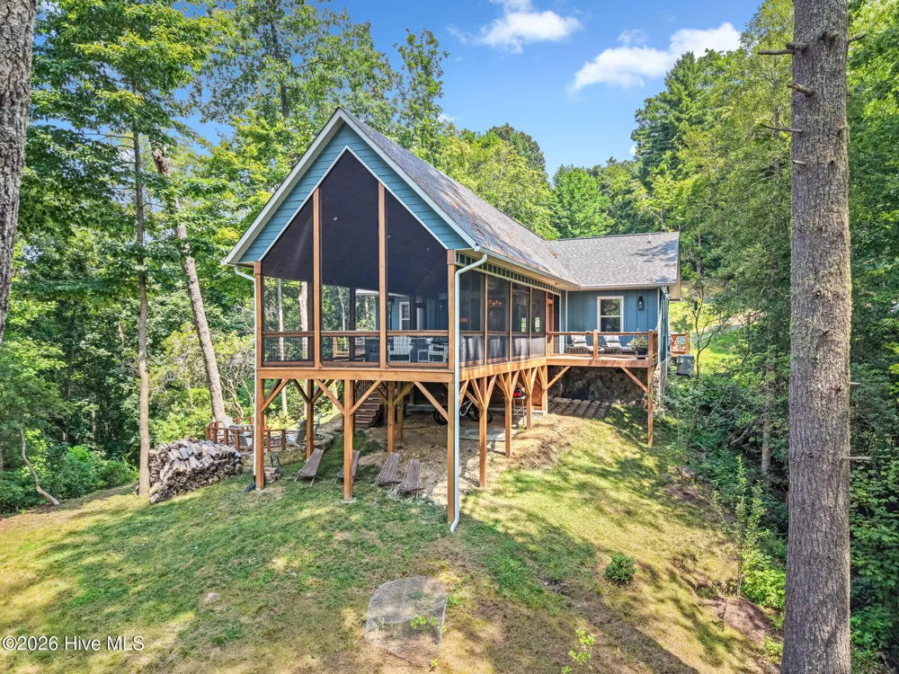 118 Kareny Drive Topton, NC 28781