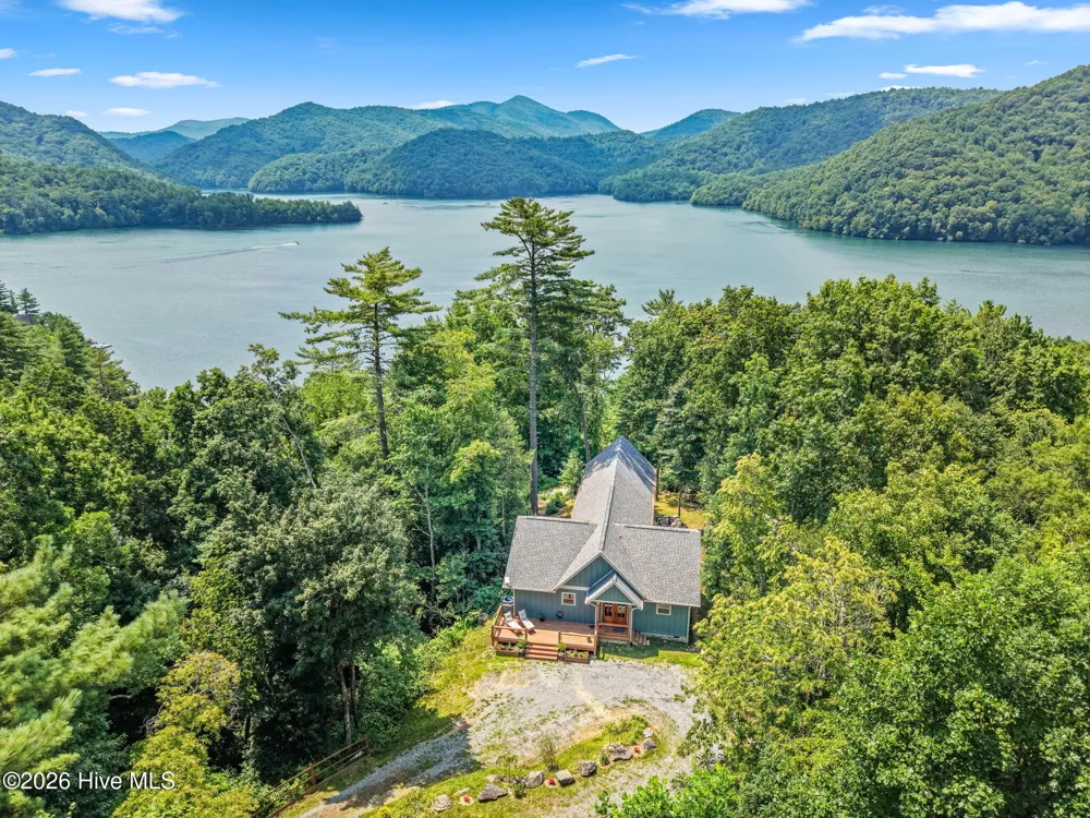 118 Kareny Drive Topton, NC 28781