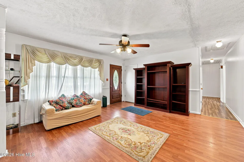 114 Wilbur Street Tabor City, NC 28463