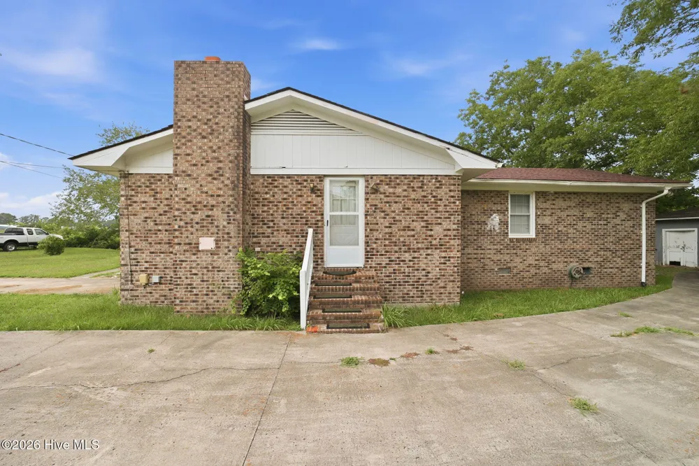 114 Wilbur Street Tabor City, NC 28463