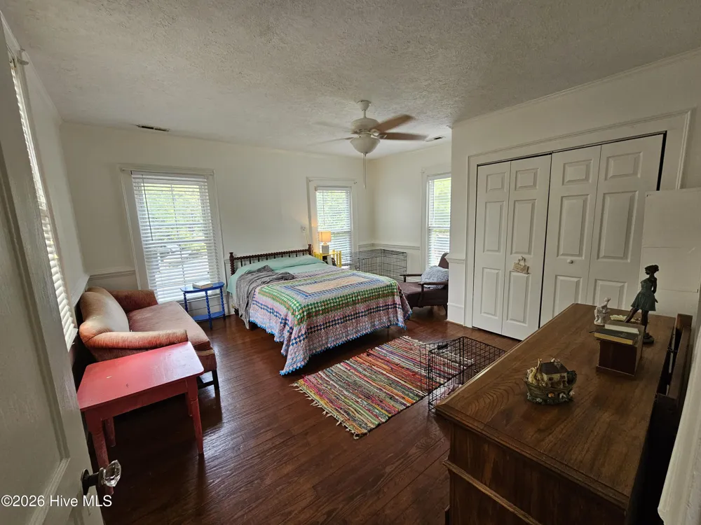 405 W Clinton Street Roseboro, NC 28382