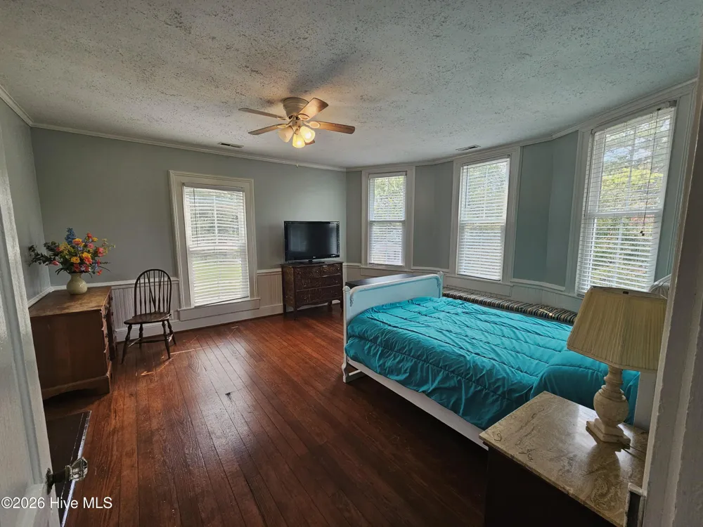 405 W Clinton Street Roseboro, NC 28382