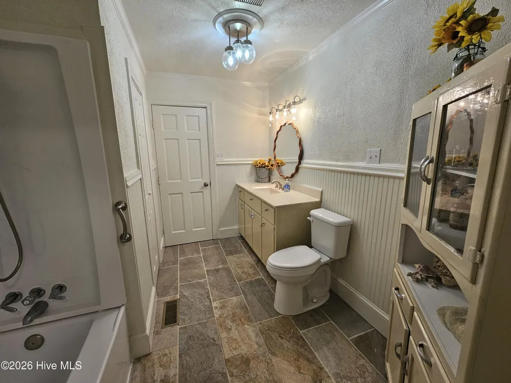 405 W Clinton Street Roseboro, NC 28382