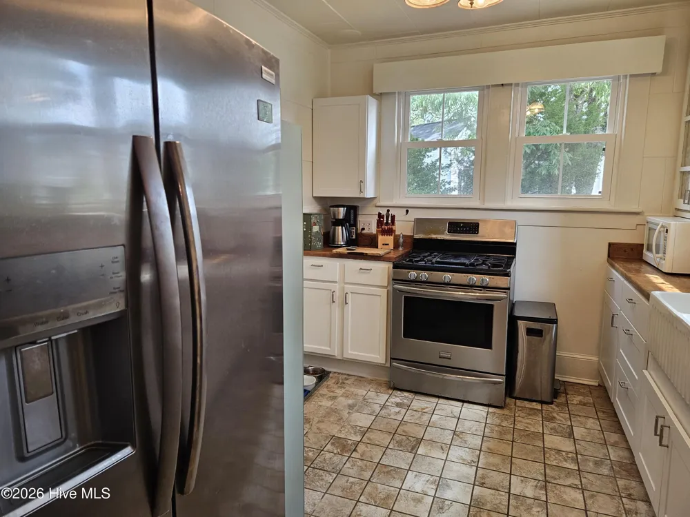 405 W Clinton Street Roseboro, NC 28382