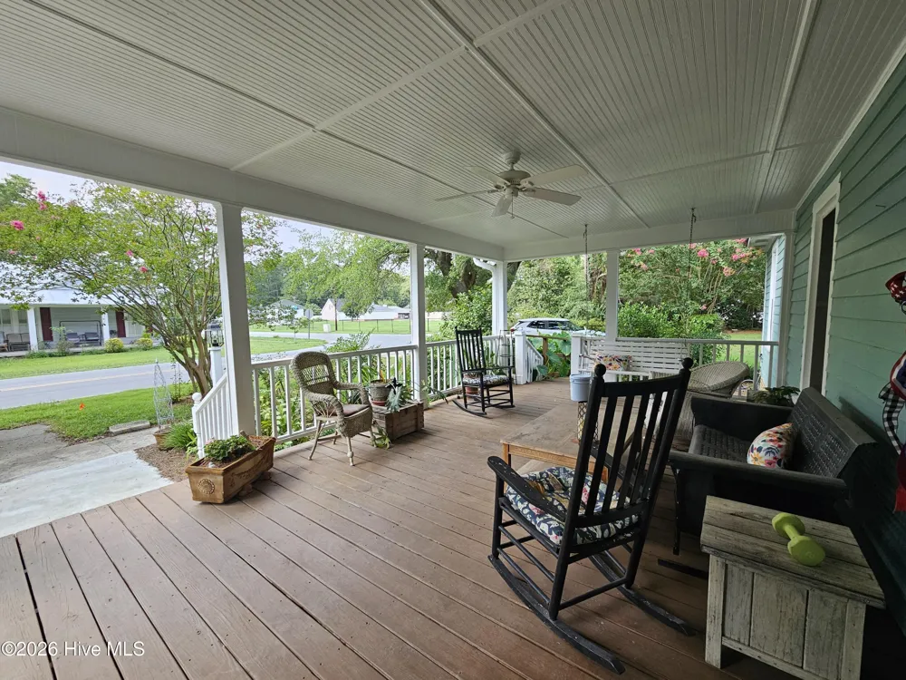 405 W Clinton Street Roseboro, NC 28382