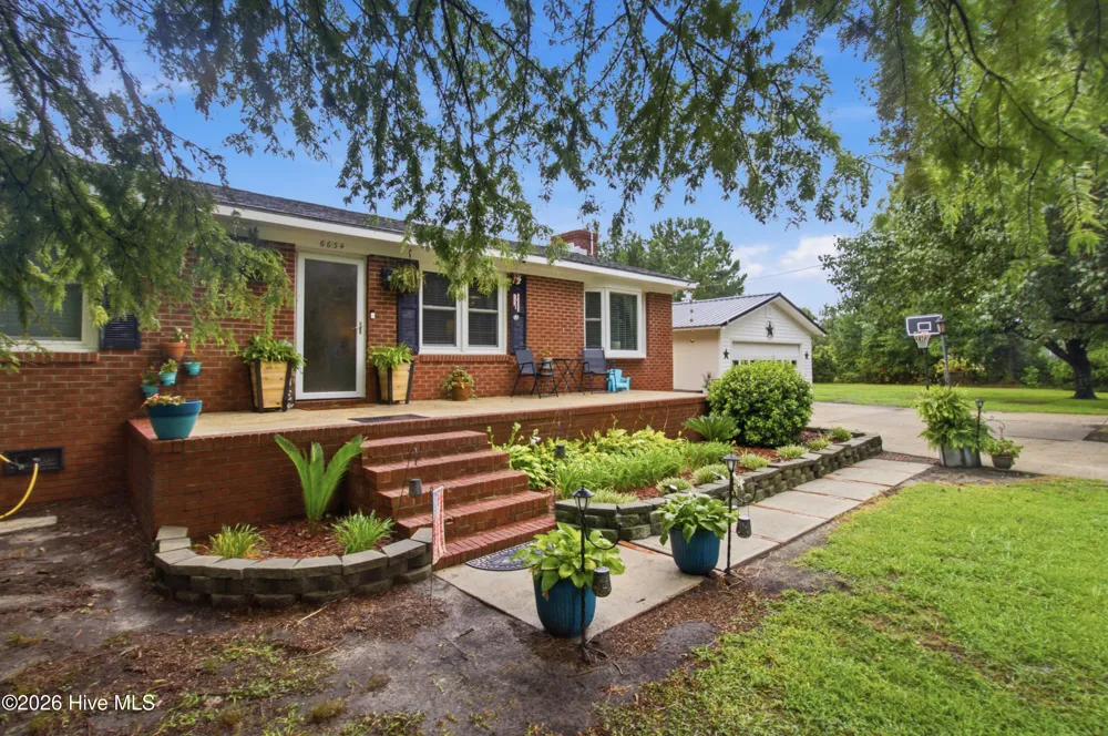 6634 Florence Road Merritt, NC 28556