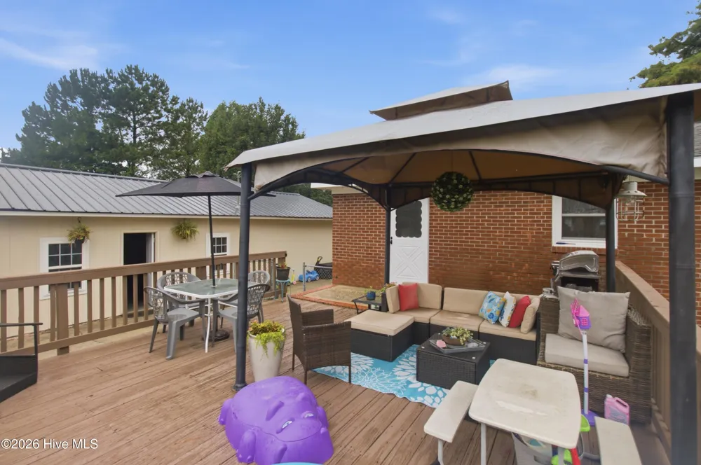 6634 Florence Road Merritt, NC 28556