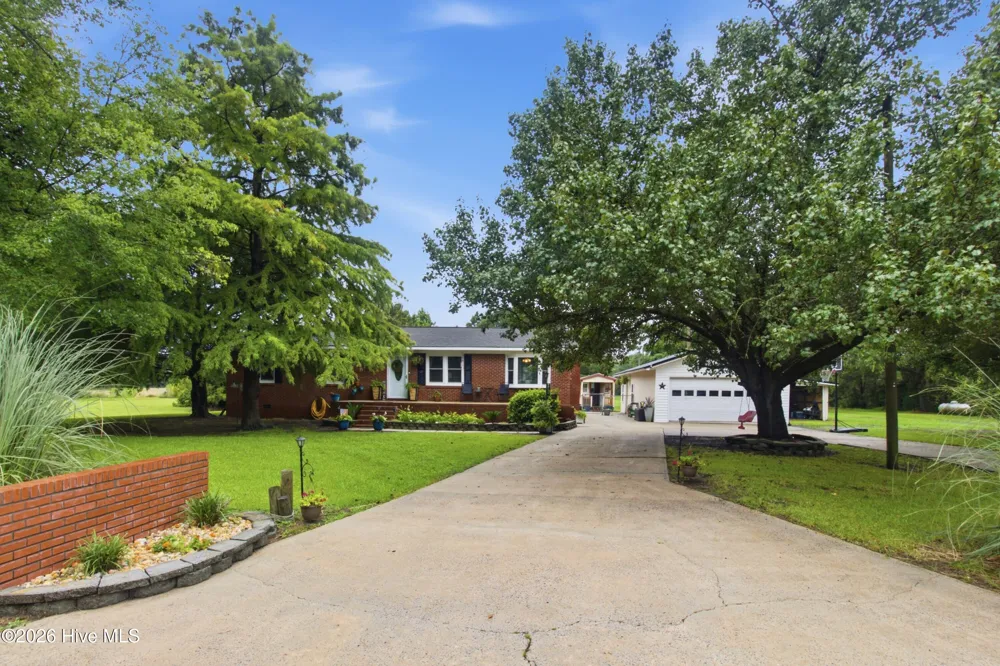 6634 Florence Road Merritt, NC 28556