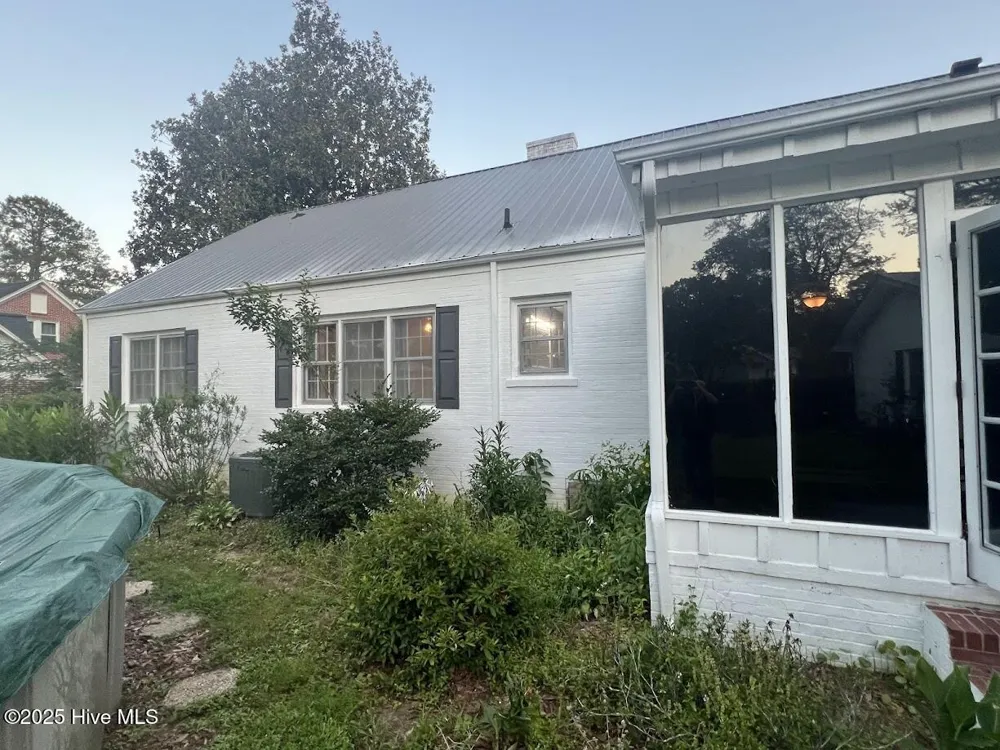 313 E 1st Avenue Chadbourn, NC 28431