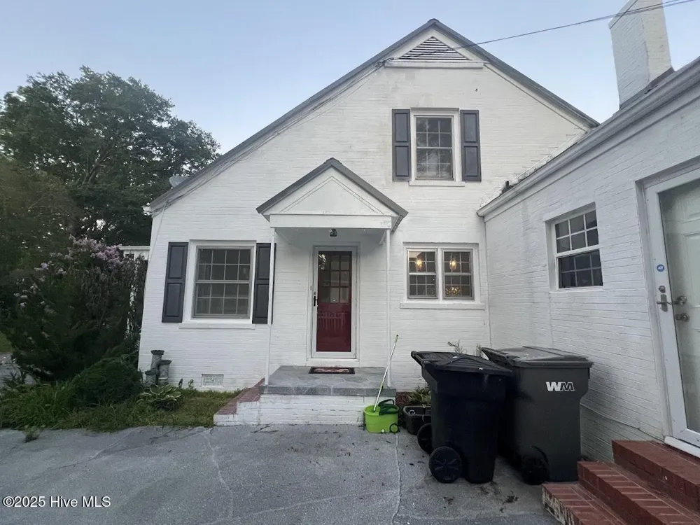 313 E 1st Avenue Chadbourn, NC 28431