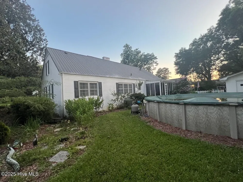 313 E 1st Avenue Chadbourn, NC 28431