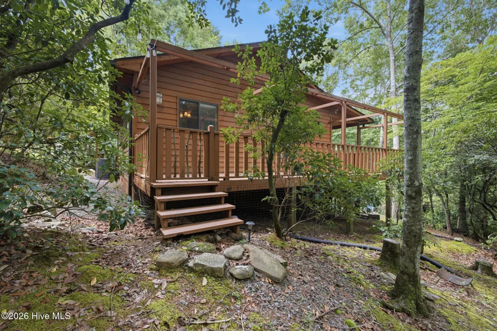 221 Chatto Loop Murphy, NC 28906