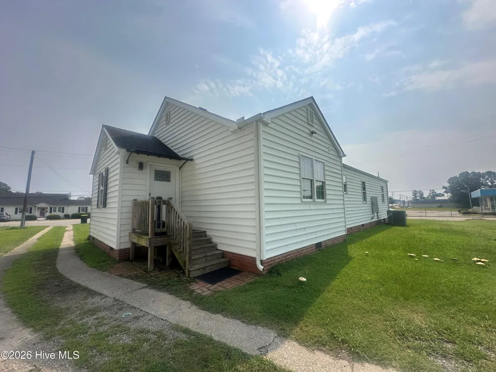 622 E Memorial Drive Ahoskie, NC 27910
