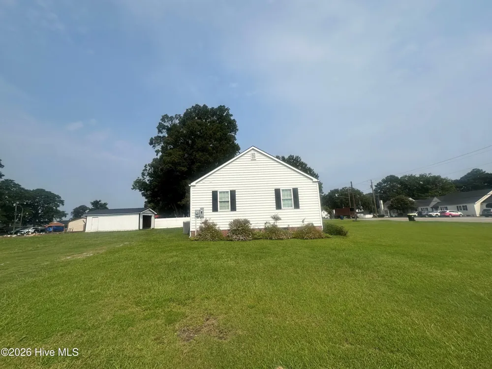622 E Memorial Drive Ahoskie, NC 27910