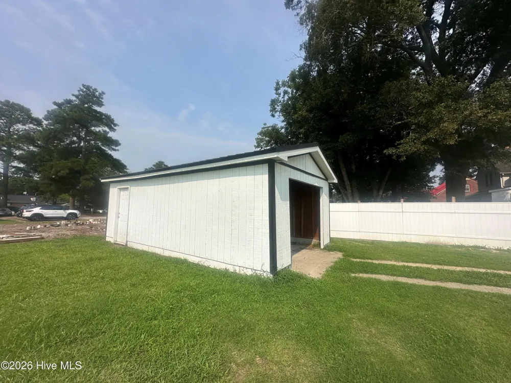 622 E Memorial Drive Ahoskie, NC 27910
