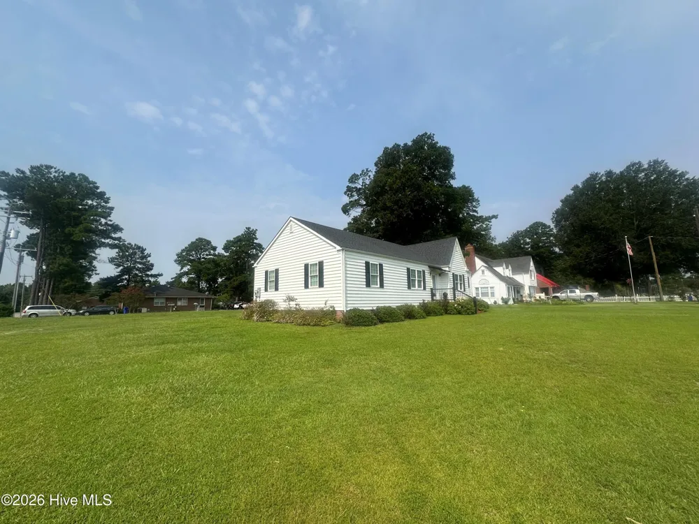 622 E Memorial Drive Ahoskie, NC 27910