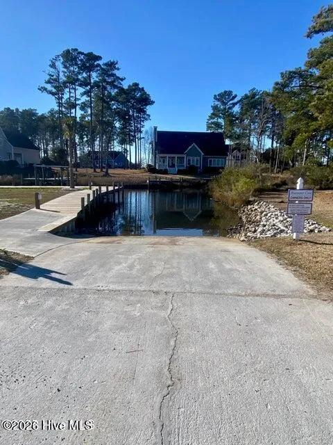 120 Lowery Lane Swansboro, NC 28584