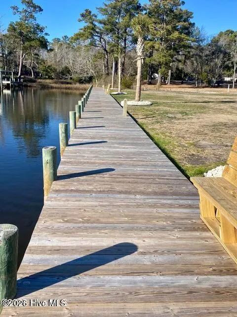 120 Lowery Lane Swansboro, NC 28584