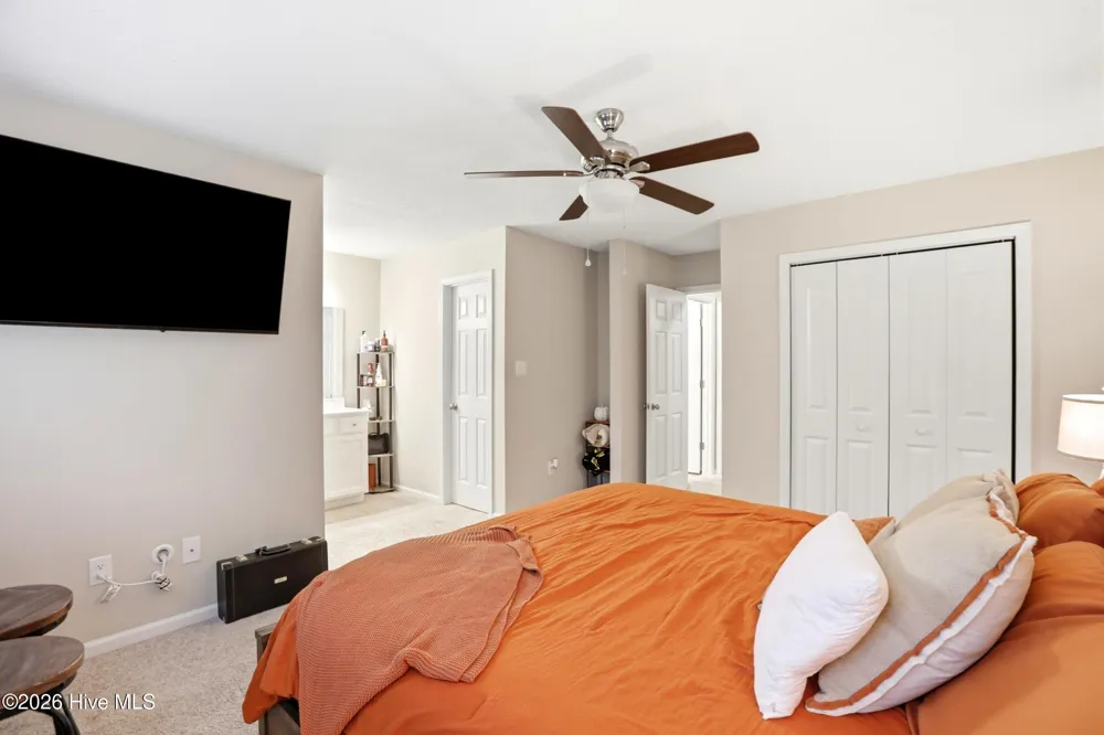 2606 Idlebrook Circle Midway Park, NC 28544