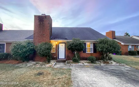 1206 Peyton Circle #B