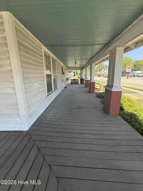 209 Pollock Street