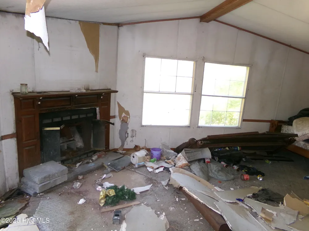 4766 Old Wire Road Red Springs, NC 28377