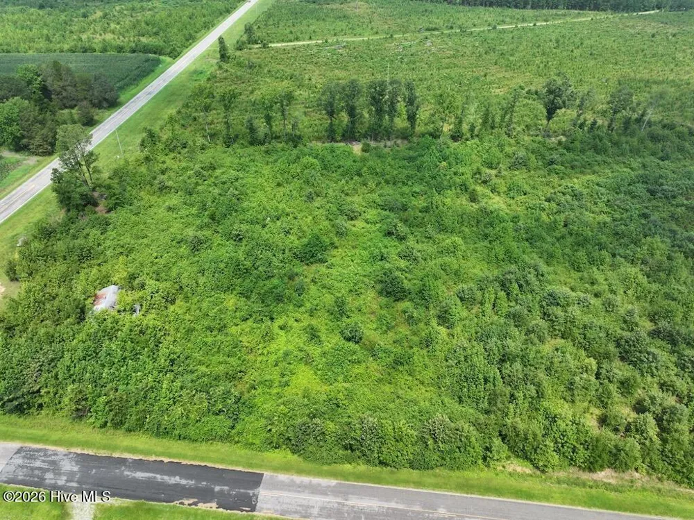 15 Rainbow Road Scotland Neck, NC 27874