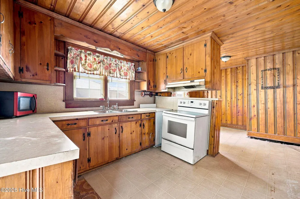 203 Fairview Street Williamston, NC 27892