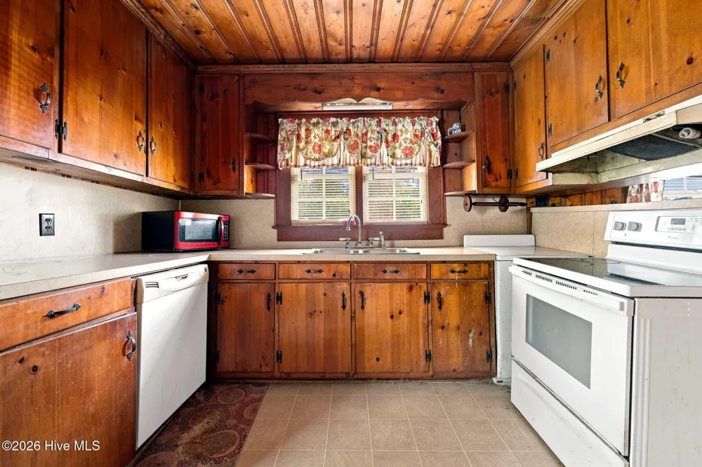 203 Fairview Street Williamston, NC 27892