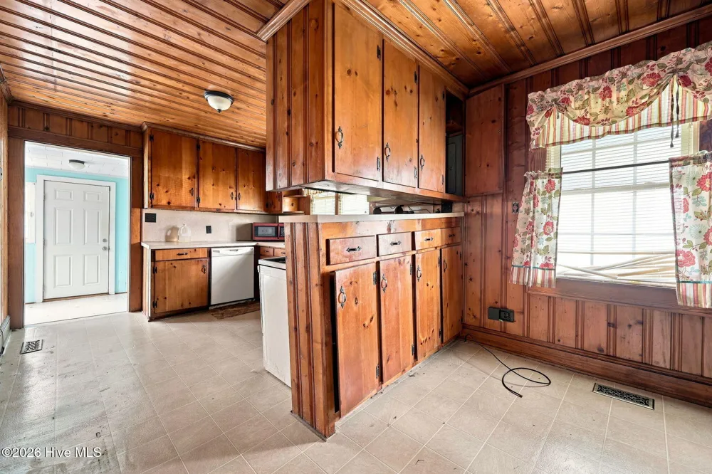 203 Fairview Street Williamston, NC 27892