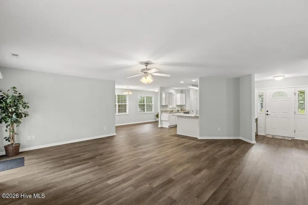 405 Jasmine Swansboro, NC 28584