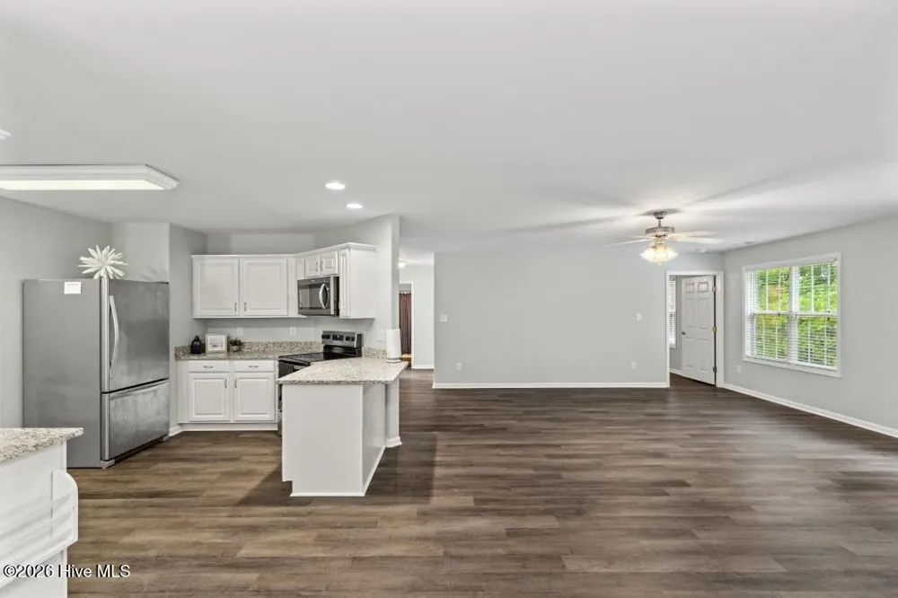 405 Jasmine Swansboro, NC 28584