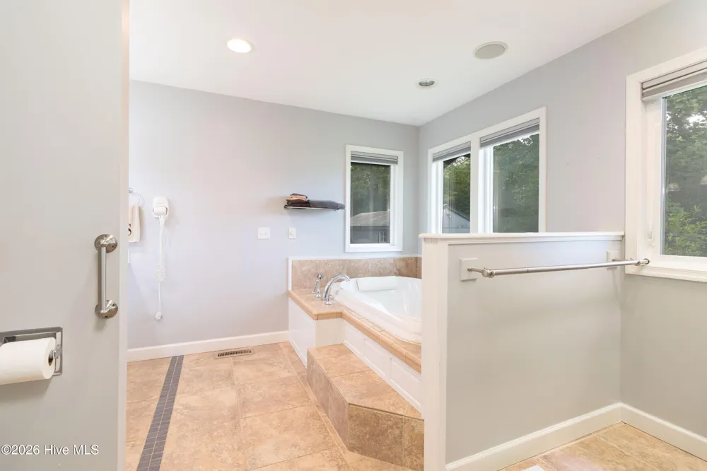311 Country Club Drive Edenton, NC 27932