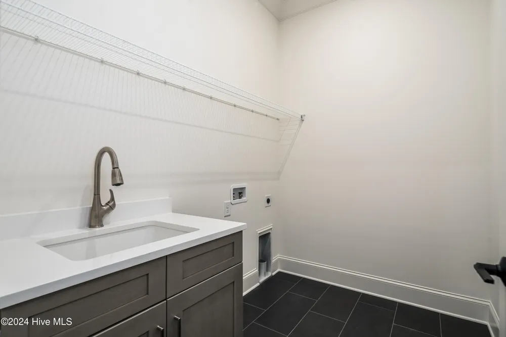 46 Pine Tree Point Snow Hill, NC 28580