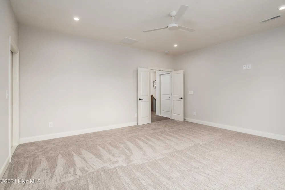 46 Pine Tree Point Snow Hill, NC 28580