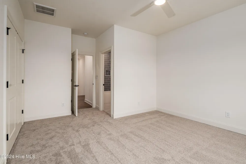 46 Pine Tree Point Snow Hill, NC 28580