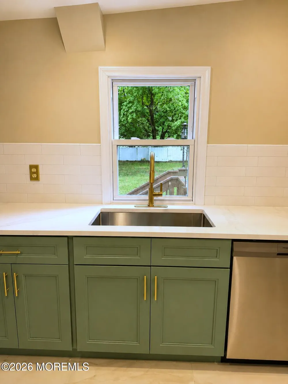 253 Parkview Terrace Lincroft, NJ 07738