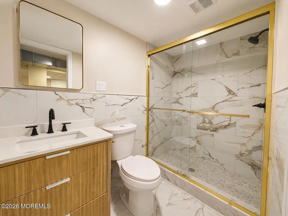 253 Parkview Terrace Lincroft, NJ 07738