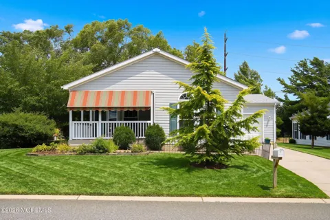 60 Fort Lee Drive