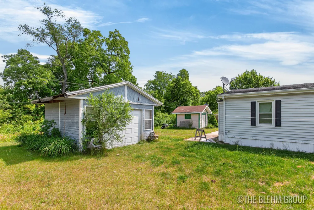 11235 Caron Street SE Lowell Charter Township, MI 49331