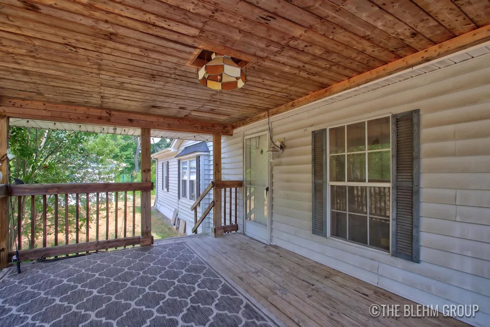 11235 Caron Street SE Lowell Charter Township, MI 49331