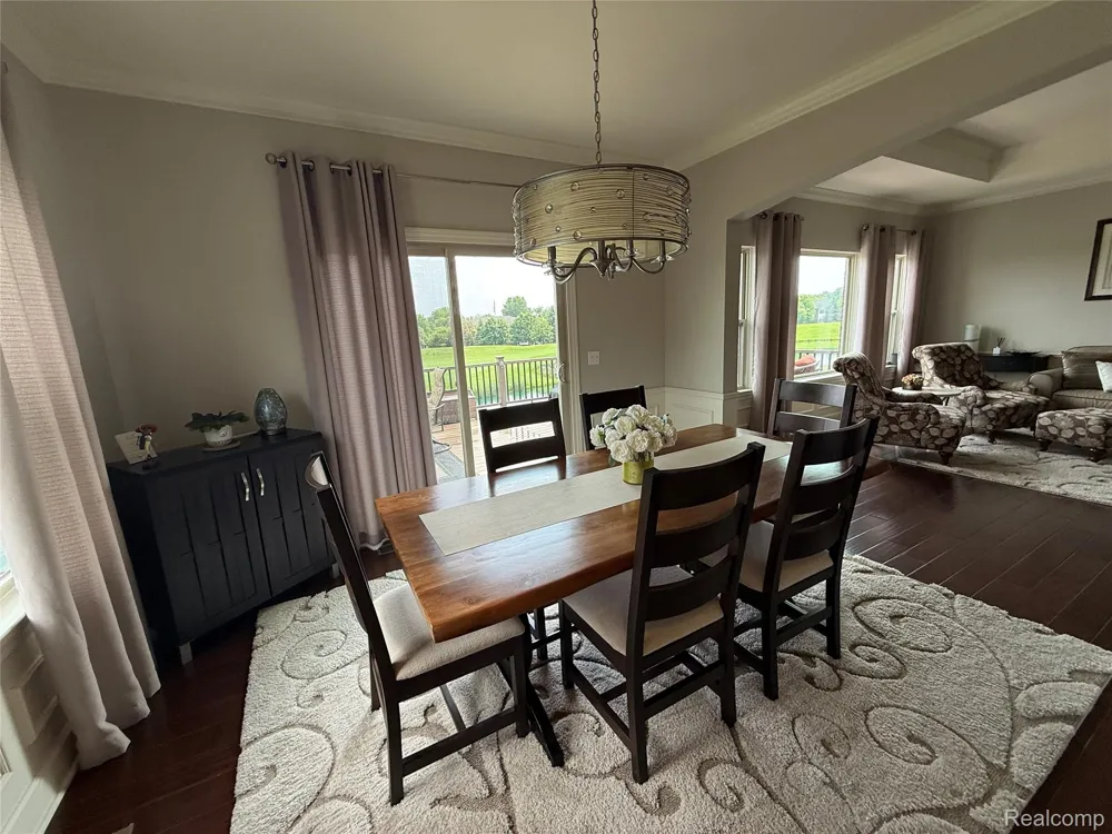 58626 Valley View Drive Washington Township, MI 48094