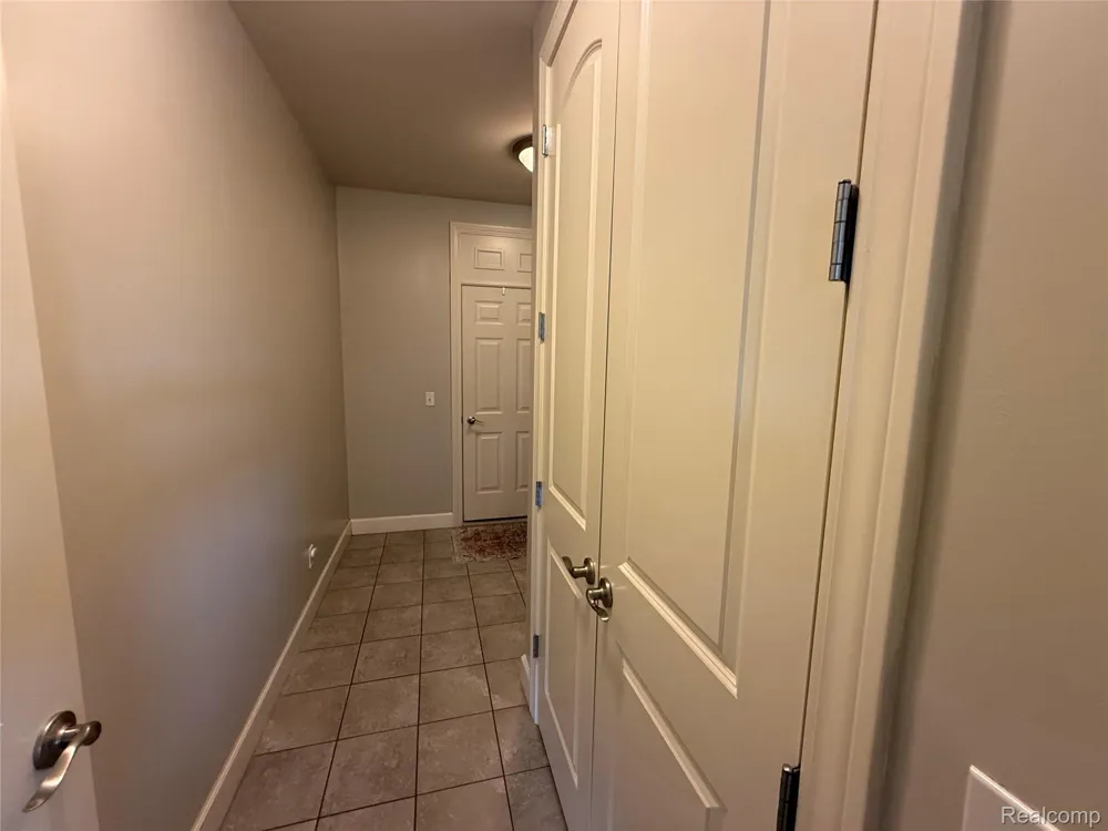 58626 Valley View Drive Washington Township, MI 48094