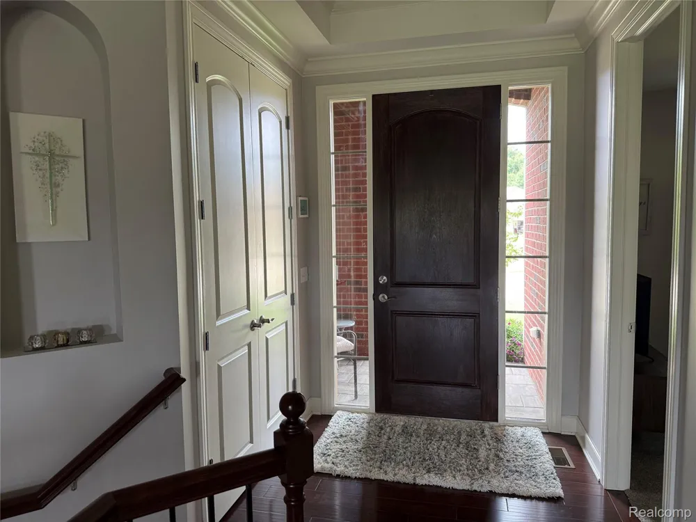 58626 Valley View Drive Washington Township, MI 48094