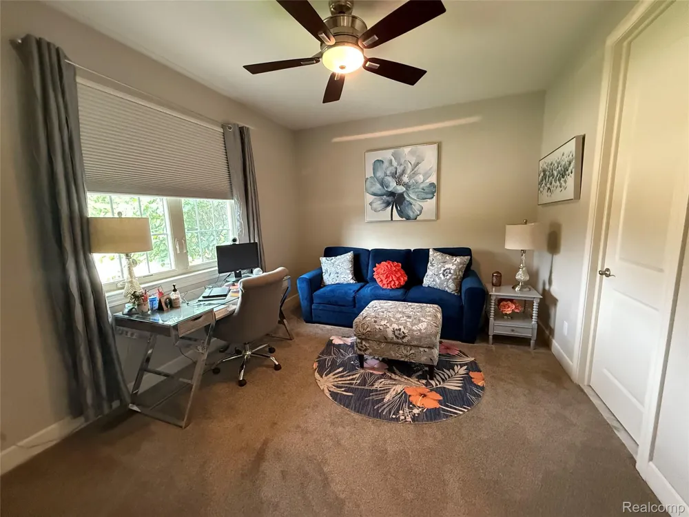 58626 Valley View Drive Washington Township, MI 48094