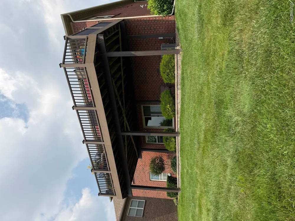 58626 Valley View Drive Washington Township, MI 48094
